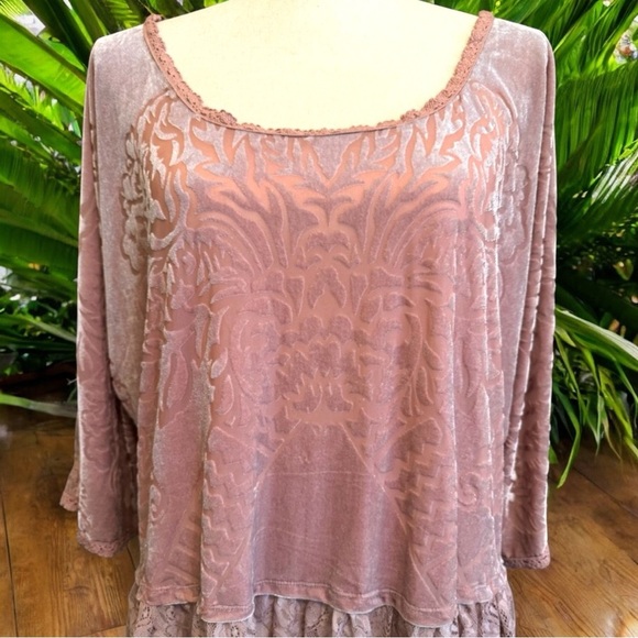 FREE PEOPLE Velvet Lace Fortune Teller Top - Dusty Blush Pink - Small - Picture 4 of 16